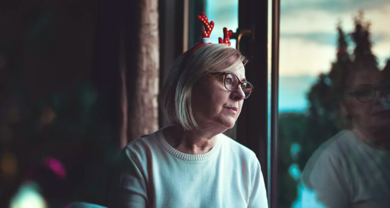 Do You Feel Lonely? Here Are Some Tips to Combat Loneliness