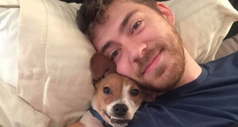 Man Faces a Difficult Decision: His Dog or His Girlfriend?