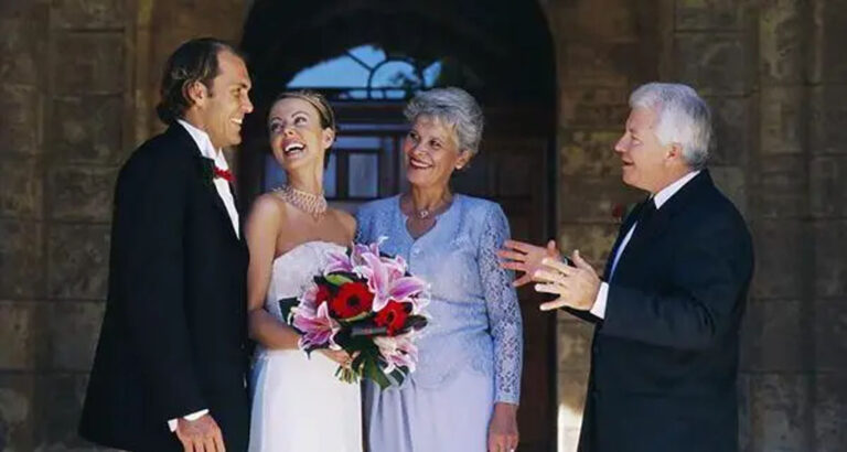 In-Laws Laugh at Groom’s Janitor Mom until She Takes Stage to Congratulate Newlyweds — Story of the Day