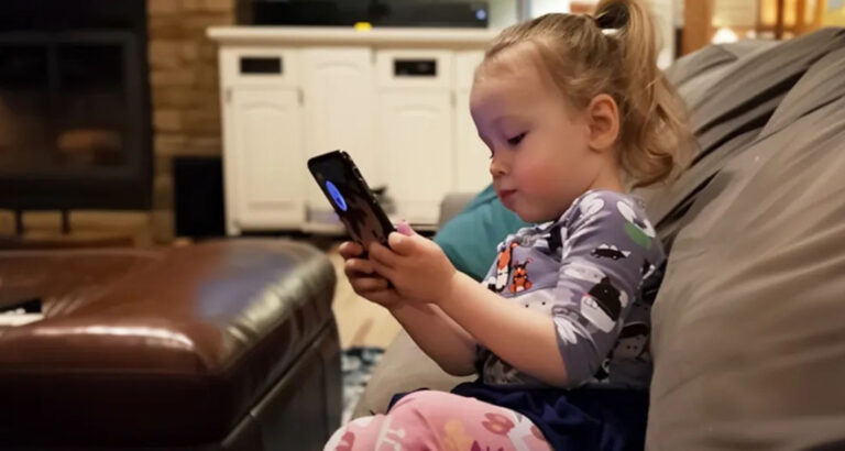 My Little Daughter Answered My Husband’s Phone and Forgot to Hang Up — What I Overheard Next Left Me Pale