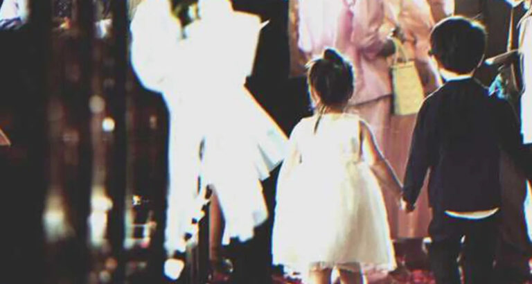 After Wedding Ceremony, Groom Sees 2 Kids in the Crowd and Runs Away with Them – Story of the Day