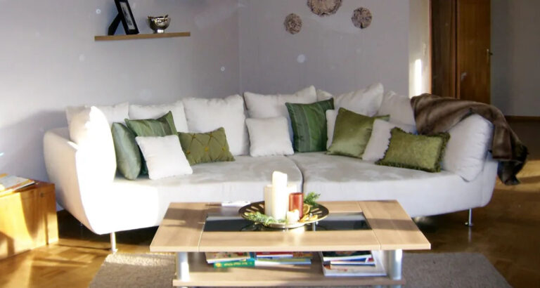 My Stepsister Begged Me to Let Her Live in My Spare Apartment Because She ‘Had No Money for Rent’ — Then I Found Out She Secretly Rented It Out for Cash