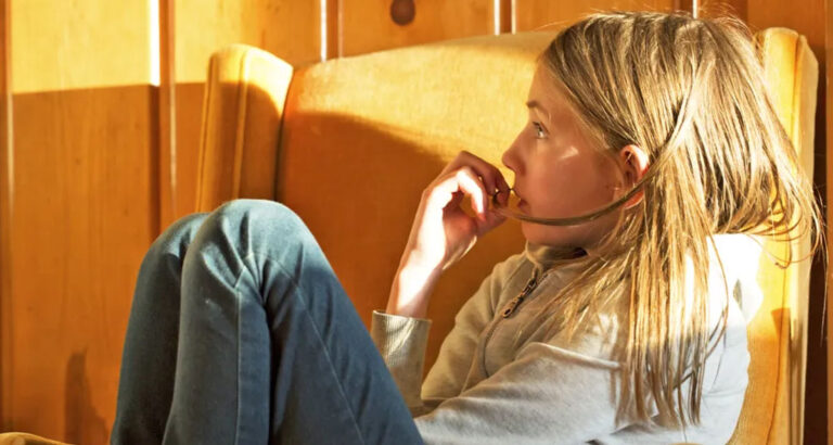 Man Hears His Brother Whispering to His Daughter ‘I’m Your Real Dad!’ – Story of the Day