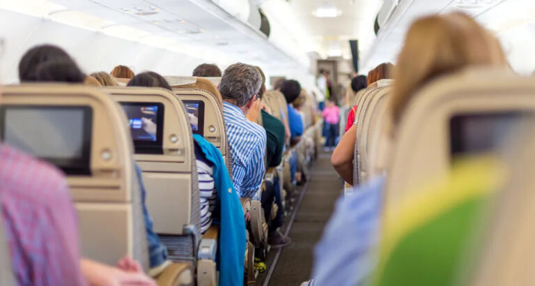 Entitled Mom Demands My Child’s Toy—Gets Shut Down by Passenger & Flight Attendant