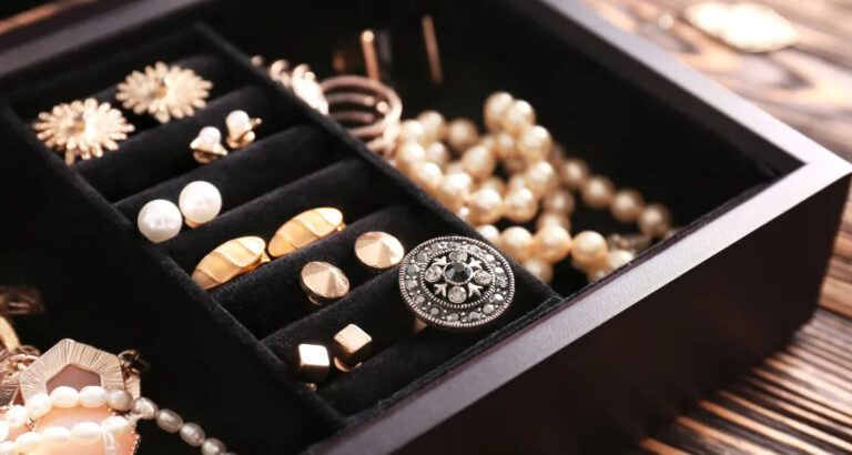 When I Was 15, My Dad Gave Me My Late Mom’s Jewelry—11 Years Later, He Called Me to Share ‘Important News’