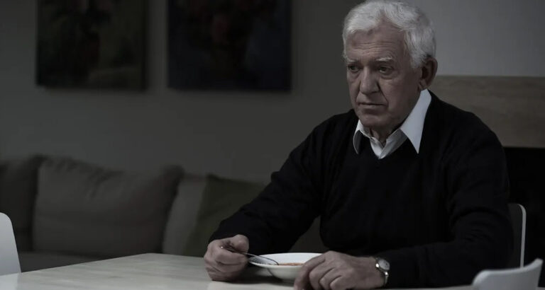 I Let My Lonely Neighbor Stay with Me While His House Was Being Repaired After the Storm, and It Didn’t Take Long to Understand Why He Was Alone – Story of the Day