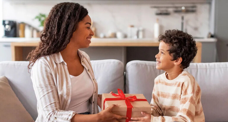 My Dad’s New Wife Banned Me From My Little Brother’s Birthday Party Saying I’m an ‘Outsider’