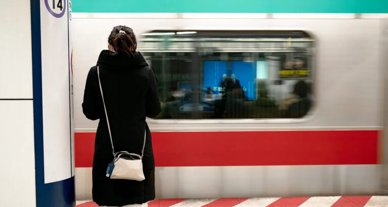 I Helped a Homeless Man Who Collapsed on My Route to Work – The Next Day, a Black Van with ‘Private Investigations’ Written on It Was Parked in My Driveway