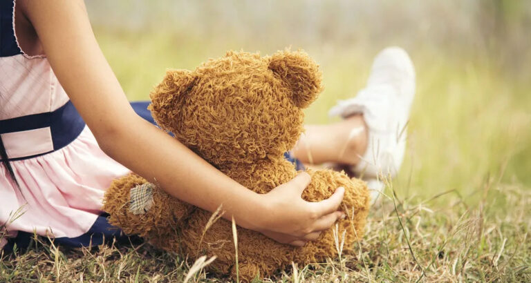 My Daughter Brought Home a Teddy Bear She Grew Attached to, but One Day I Discovered Someone Was Talking to Her Through the Toy — Story of the Day