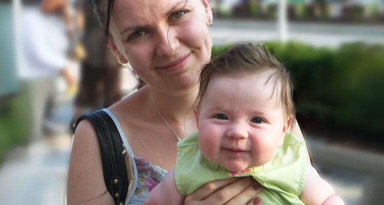 My Husband Mocked Me, Saying: ‘You Always Look like You Rolled Out of Bed’ While I Tended to 3 Kids – He Didn’t Notice This Coming