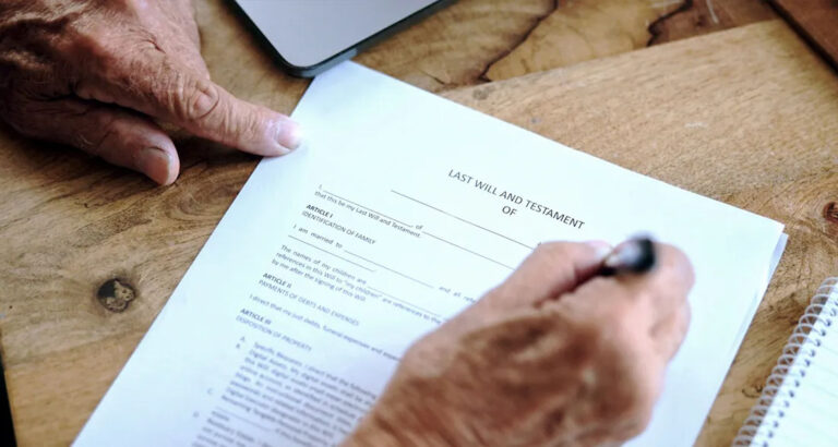 My Stepfather Left Me His $640K Estate While My Mom and Stepsister Got $5K Each – What They Did When the Will Was Read Shocked Me