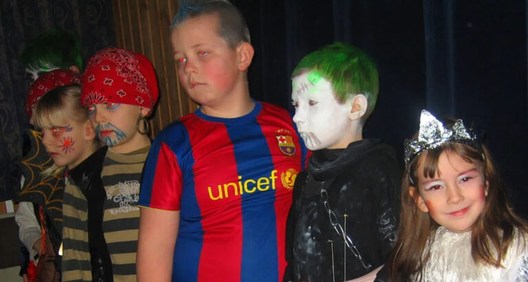 I Helped a Poor Girl with Her Halloween Costume – Years Later We Stood in Front of the Altar Together