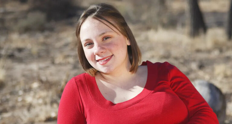 My Husband Convinced Me to Be a Surrogate Twice – When He Paid His Mom’s Debt, He Left Me