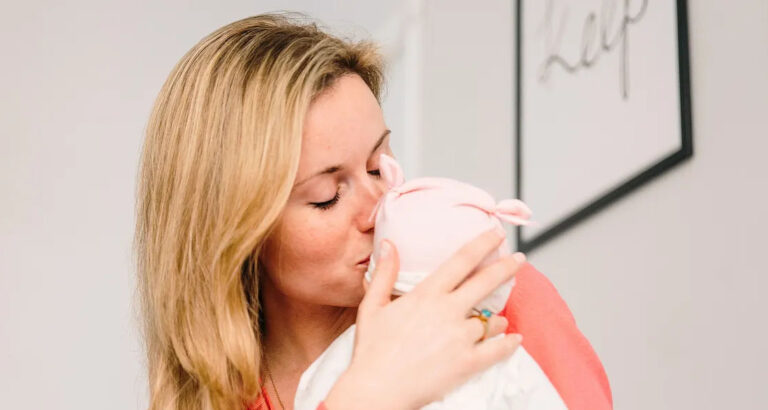 People Forced My Crying Baby and Me Out of a Pharmacy – But What Happened Next Changed My Life Completely