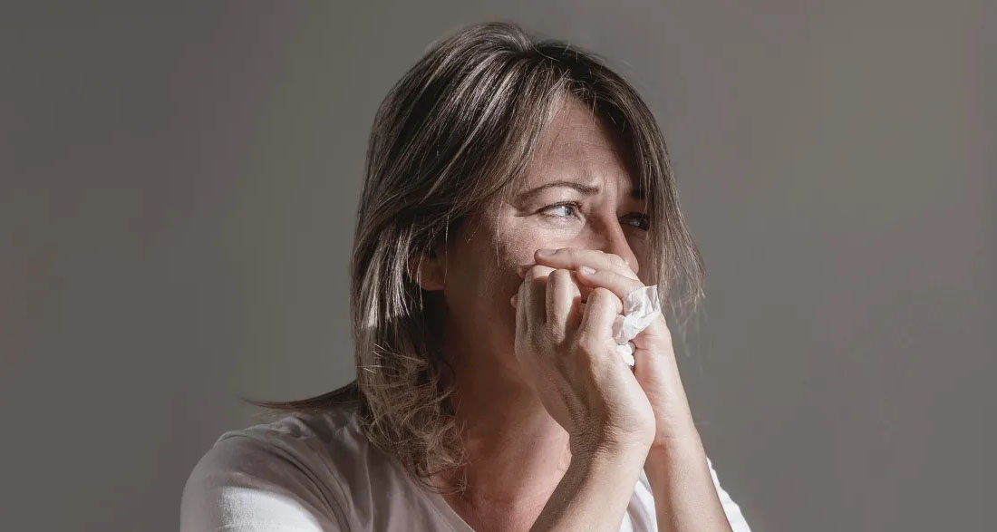 My Husband Left After 4 Births Because of My Appearance – Days Later Karma Made Him Kneel on My Doorstep