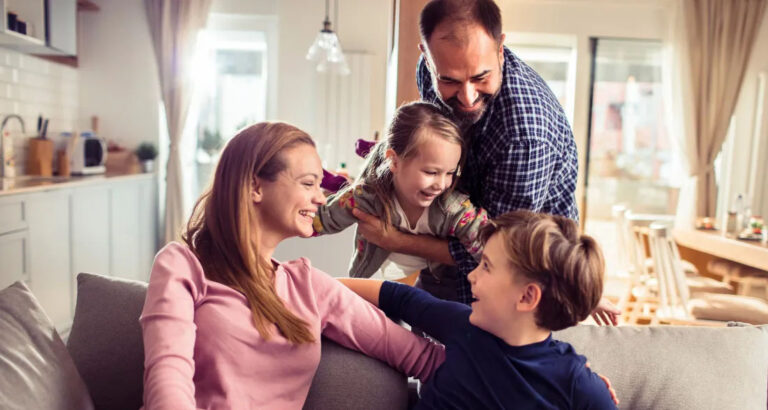 My Fiancé Hid a Folded Paper Behind His Driver’s License in His Wallet – When I Saw What It Was, My Heart Dropped